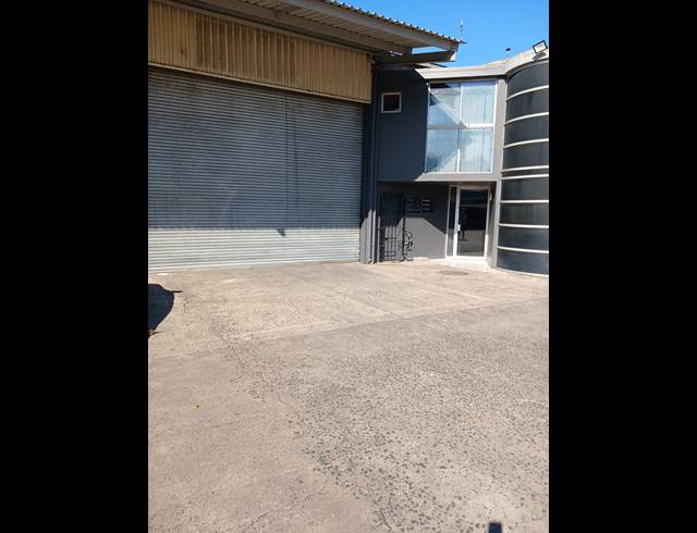 618M² MINI FACTORY TO LET IN SPRINGFIELD PARK